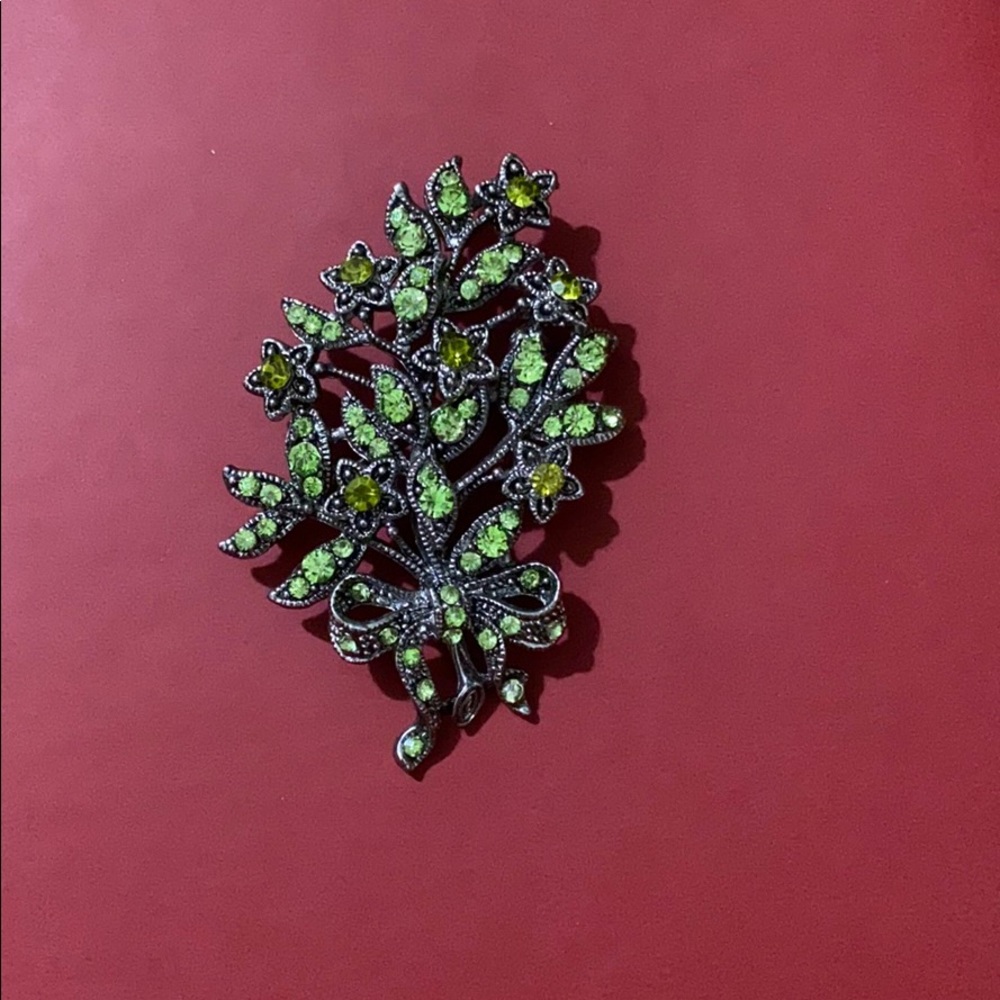 Flower Pin